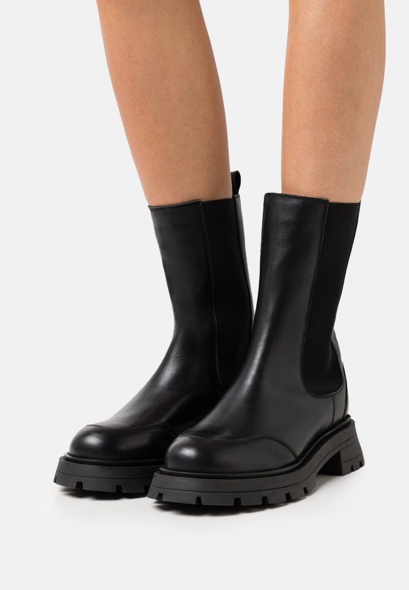 Zign LEATHER - Botas de plataforma - black
