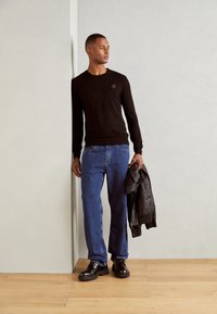 Antony Morato WITH LOGO PATCH - Pulover - black