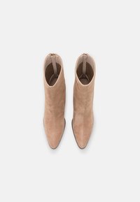 Anna Field Kotníkové boty - beige