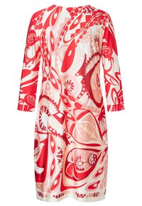 Rood-wit gestreepte jurk met driekwartmouwen, met abstracte bloemen- en paisleydesigns in verschillende tinten rood en roze.