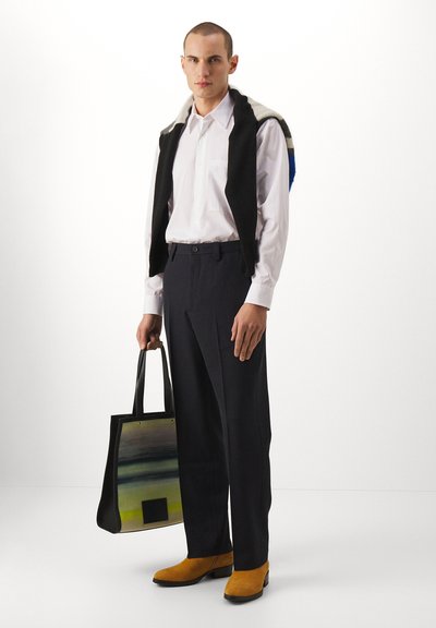 NN.07 QUINN - Business skjorter - white
