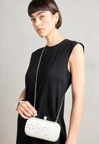 Sélectionné, beige/silver-coloured