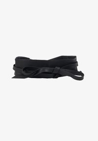 Non selezionato, black