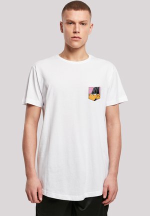 Hvit bomull T-skjorte med en fargerik lommedesign med en tegneseriefigur. Korte ermer og en avslappet passform. Glatt tekstur.