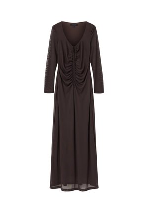 Abito lungo marrone con scollo a V, dettagli arricciati nella parte anteriore e maniche lunghe trasparenti. Tessuto liscio e leggero, design fino a terra.