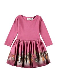 Ej vald, fluffy puppies