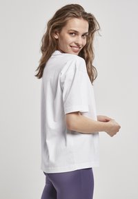 Urban Classics Tricou basic - white