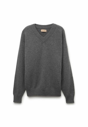 Grå stickad tröja med V-halsdesign, ribbade ärmslut och nederkant, samt mjuk textur. Lättviktig tyg som är lämplig för lager-på-lager.