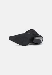 RAID Botines camperos - black