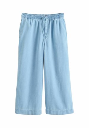 Pantaloni largi bleu deschis cu talie elastică și șnur frontal, realizați dintr-un material moale, expuși pe un fundal alb.