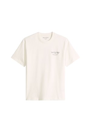 T-shirt blanc à manches courtes avec col rond, petite illustration noire de botanique et d'insectes, et logo "Marc O’Polo" sur la poitrine gauche.