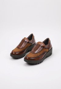 Fluchos F1827 - Chaussons - camel