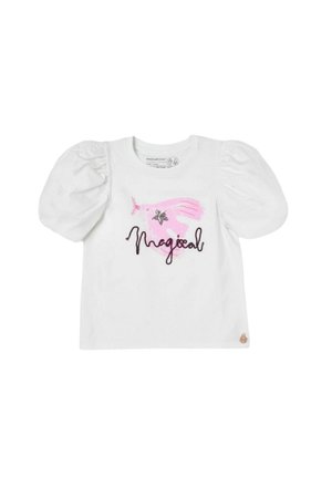 Biała koszula z krótkim rękawem z bufiastymi rękawami, różowa grafika jednorożca, detal gwiazdy i słowo "Magical" napisane kursywą z przodu.