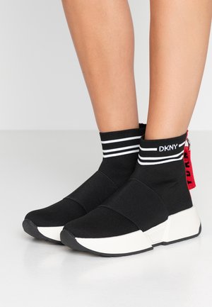 Sneakersy wysokie