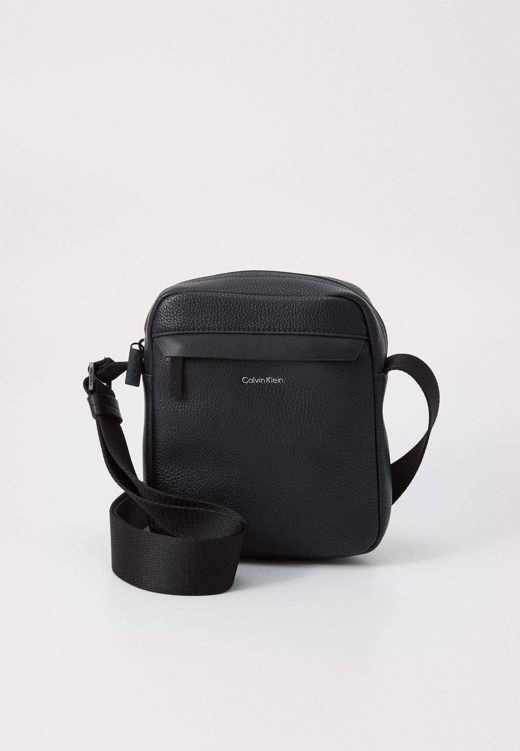 Calvin Klein MUST REPORTER Borsa a tracolla black/nero Zalando