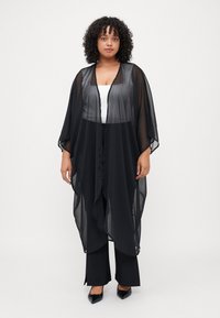ONLY Carmakoma - CARHOWDY LIFE 3/4 KIMONO - Summer jacket - black Thumbnail Image 1