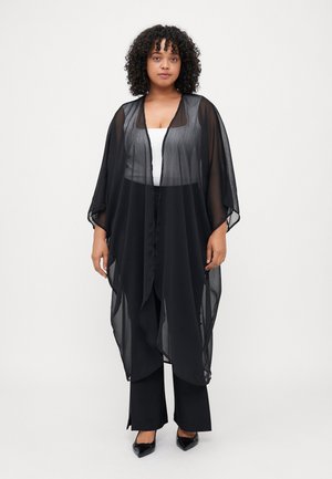 ONLY Carmakoma CARHOWDY LIFE 3/4 KIMONO - Nyári dzseki - black
