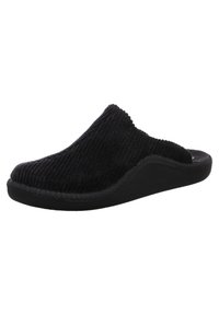 Černé nazouvací boty se svrchním materiálem s texturou a polstrovanou podrážkou. Mají konturovaný tvar a jemný vzor rybí kosti pro lepší přilnavost.