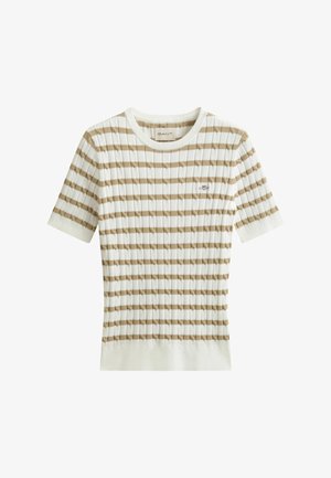 Haut en tricot à manches courtes blanc avec des rayures horizontales beige et un motif torsadé texturé, doté d'un col rond et d'un petit logo sur la poitrine.