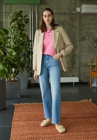 Minimum AARHUSI - T-shirt básica - sachet pink