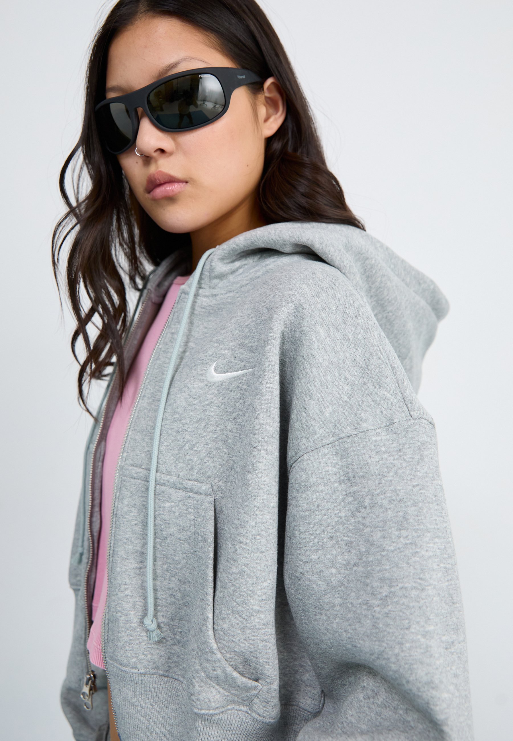 nike mini swoosh oversized cropped zip through hoodie in grey