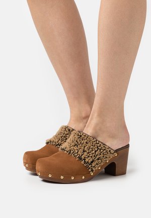 Sanita SENNA OPEN - Puukingad - cognac