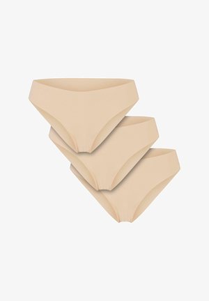 Bež pamukaste gaćice, tri para složena. Glatka tekstura, srednji struk i minimalistički rez bez uzoraka ili vidljivog hardvera.