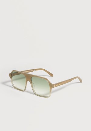 Lunettes de soleil carrées transparentes marron clair avec verres dégradés verts et logo "Palm Angels" sur la branche.