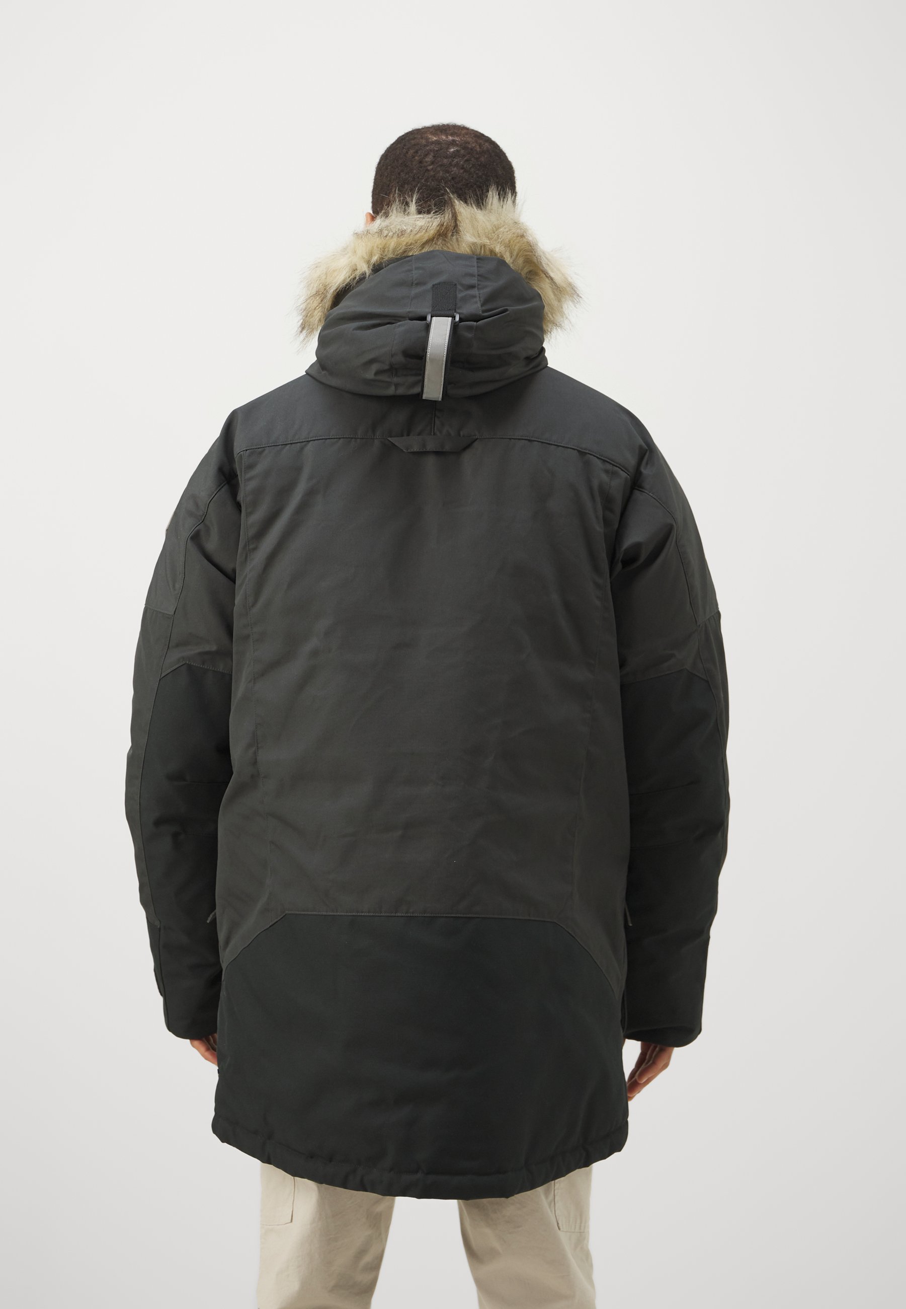 Fjällräven POLAR EXPEDITION PARKA - Down coat - iron grey/black