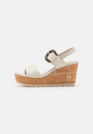 High heeled sandals - cream