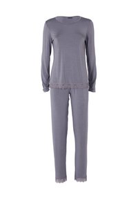 Maglietta grigia a maniche lunghe con bordino in pizzo all'orlo, abbinata a pantaloni da pigiama coordinati con accenti in pizzo ai polsini. Morbida texture del tessuto.