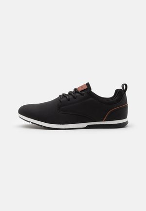 Zapatos con cordones - black