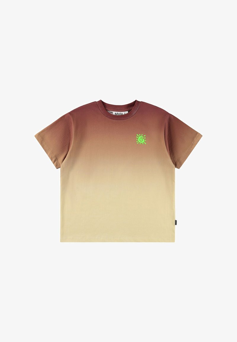 Bruin ombre T-shirt met korte mouwen, een groene spiraalvormige zon op de linkerborst, ronde hals en gemaakt van zacht katoen.