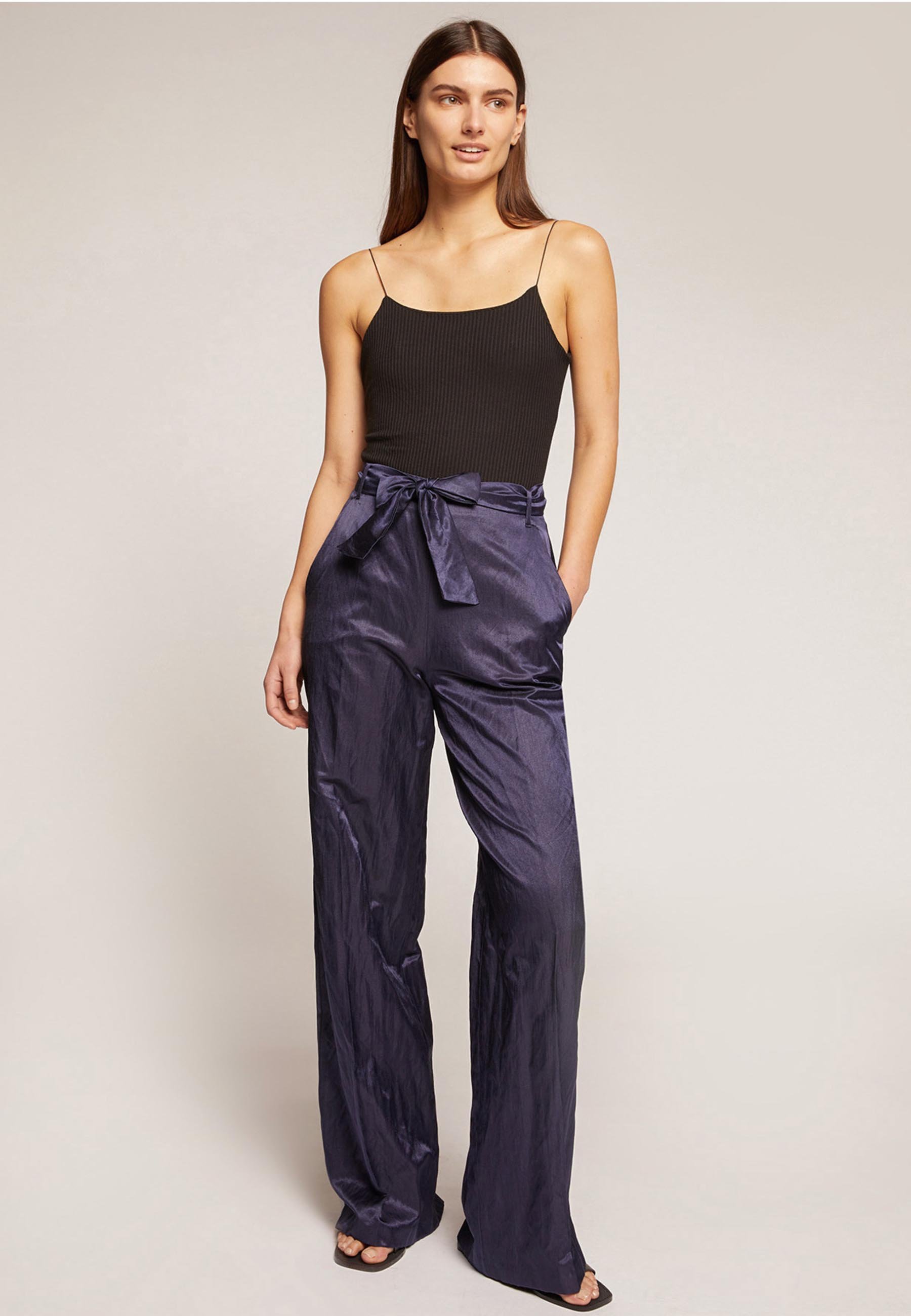 Motivi LARGHI LUCIDI - Pantaloni - blu - Zalando.it