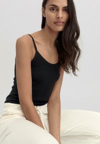 hessnatur 2 PACK - Top - schwarz