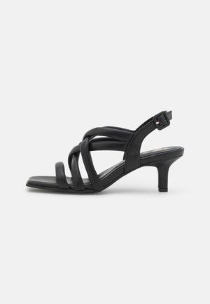 Marco Tozzi by Guido Maria Kretschmer Sandaler - black