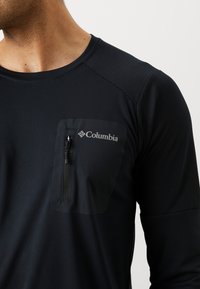 Columbia COLUMBIA TECH™ LONG SLEEVE CREW - Long sleeved top - black