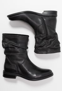 Anna Field Botines - black