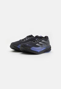 adidas Performance SUPERNOVA GORE-TEX® - Chaussures de running sur route - core black/grey/cobalt blue