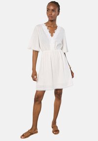 Apricot DAISY FRONT - Jurk - white