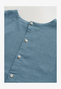 Unselected, slate blue