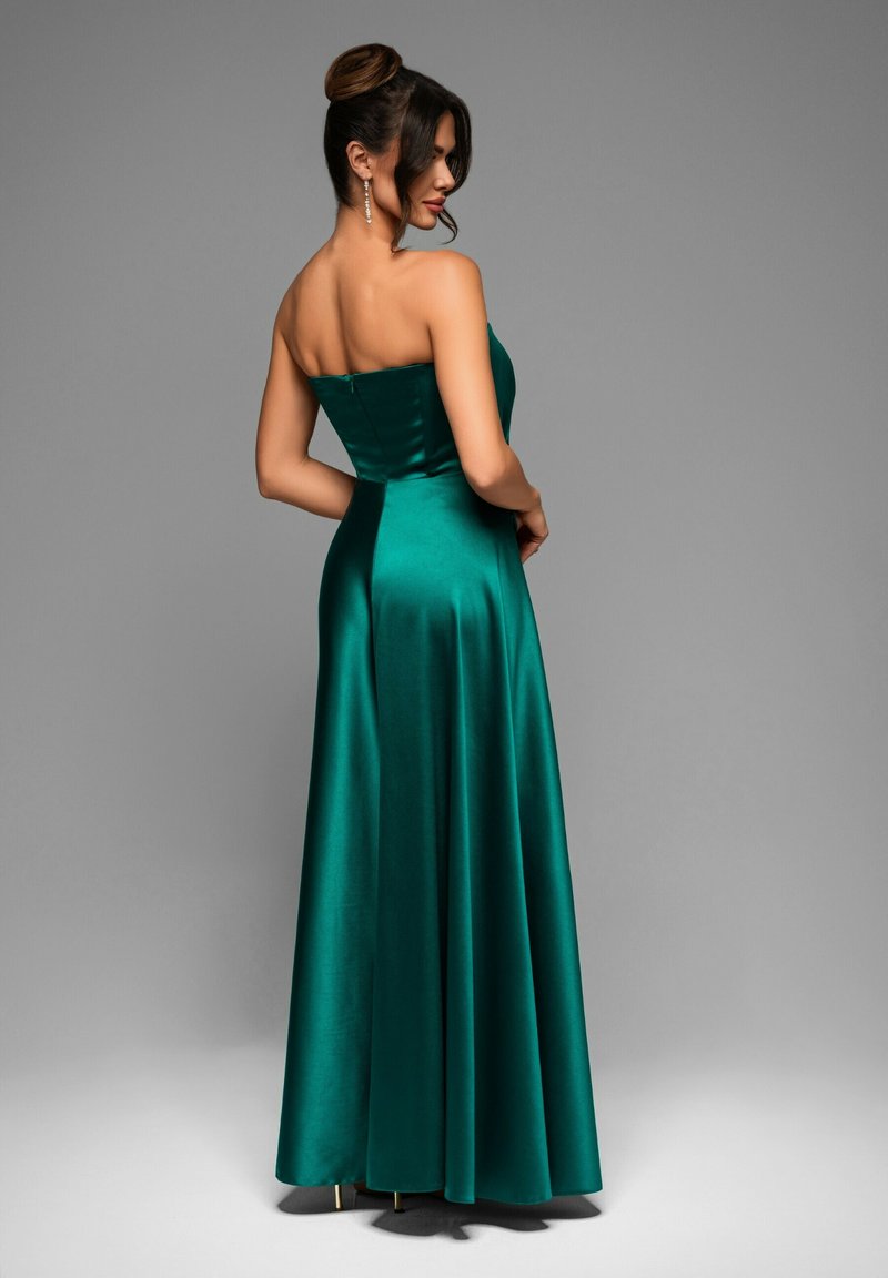 green dress for new years eve Esenia Knit Dress Ombre Stripe Macro Juniper main image 0