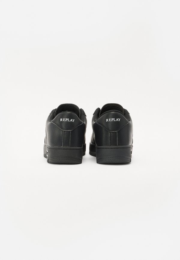 EPIC TAG - Trainers4