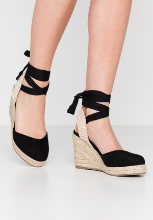 ANKLE WRAP WEDGE - Sandali con tacco - black