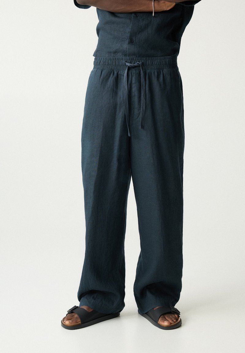 PULL&BEAR LINEN BLEND - Broek - dark blue