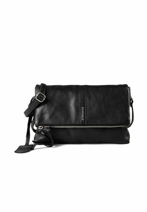 Sac bandoulière en cuir noir avec rabat, fermeture éclair argentée, sangle réglable, et marquage Burkely sur le devant ainsi que sur l'étiquette attachée.