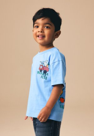 Next, REGULAR FIT - SHORT SLEEVE BACK PRINT T-SHIRT  . - T-shirts print - blue village fete