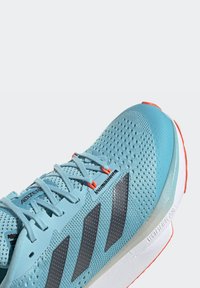 adidas Performance ADIZERO - Zapatillas running asfalto - light aqua/carbon/solar red