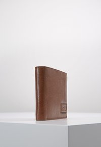 camel active PANAMA - Geldbörse - cognac