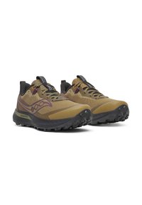Trailrunschoenen met een lichtbruine en donkergrijze mesh bovenkant, paarse accenten en een agressieve zwarte rubberen loopzool voor grip.